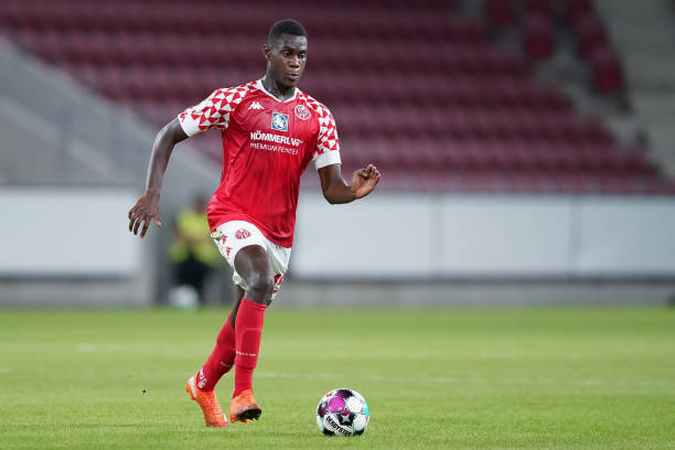 West Ham eye move for Mainz centre-back Moussa Niakhate 